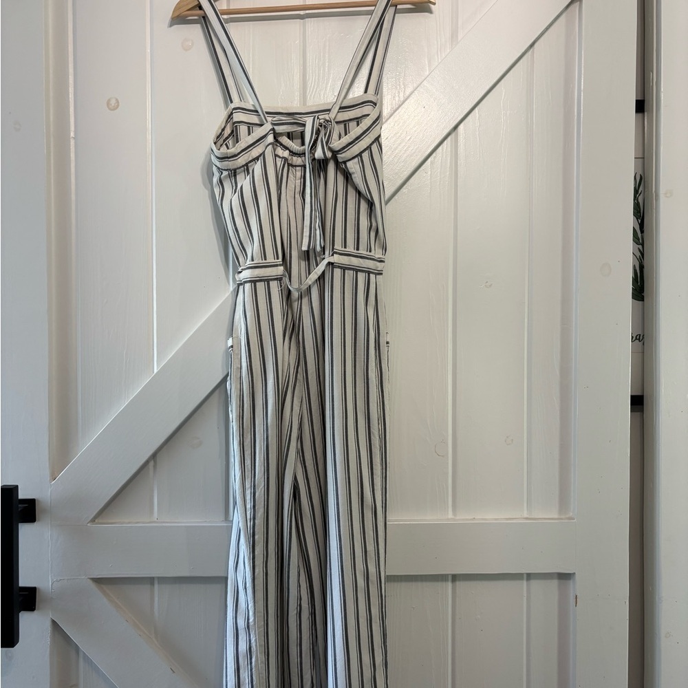 Marine Layer Sleeveless Jumpsuit in navy black stripes Size Medium - Picture 4 of 8